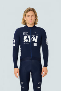 SYN Men's Pro Team APEX Thermal Langærmet Jersey 2.0 - Dark Blue - modelbillede - AW26_PRO_TEAM_APEX_male_outfit_1_01_5311