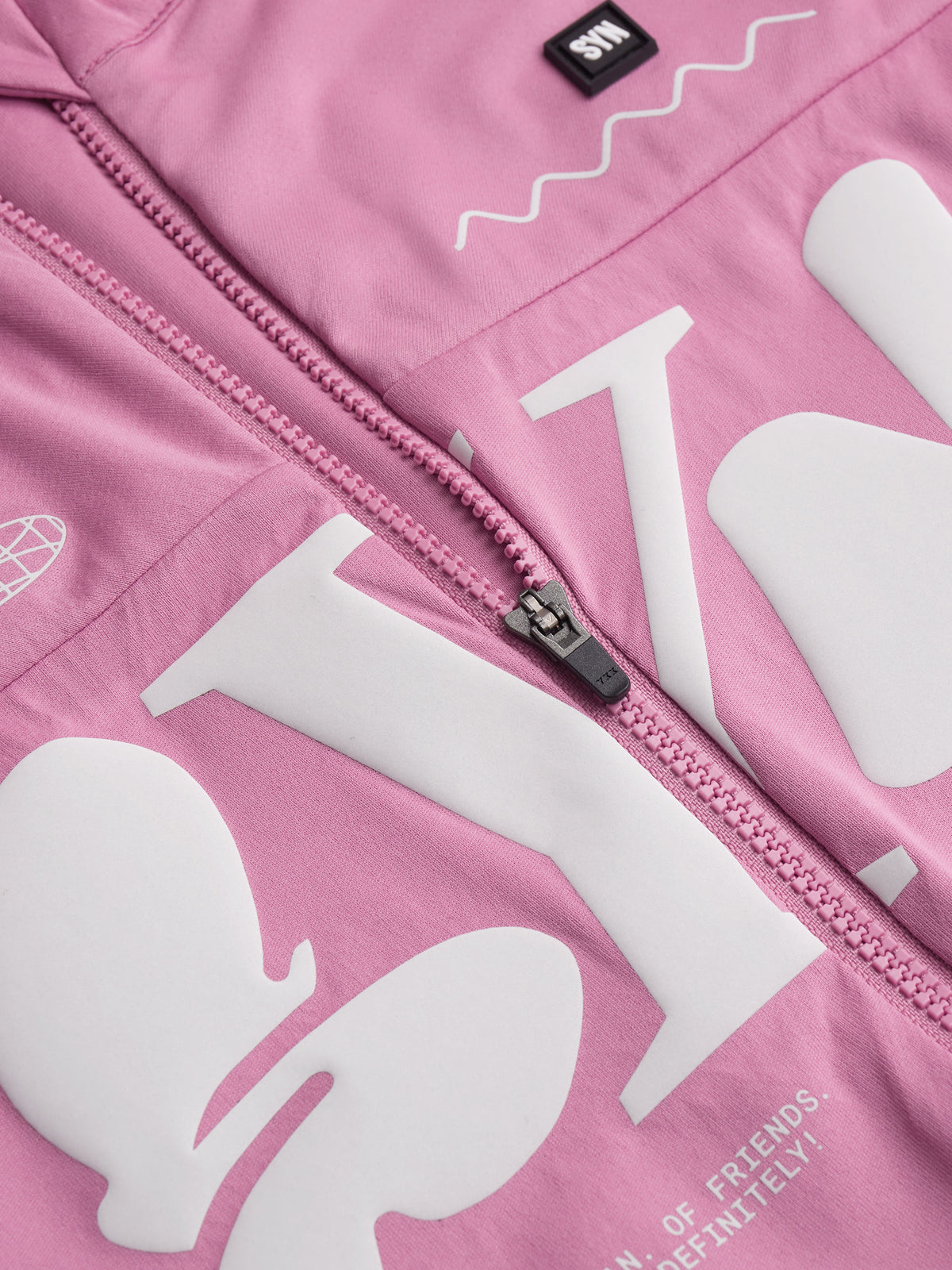 SYN Women's Pro Team APEX Club Vest 2.0 - Blush - closeup - PRO_TEAM_APEX_CLUB_VEST_M_BLUSH_DET2