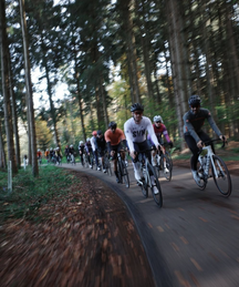 OPEN RAAWxDET LILLE MADHUS - THE SOCIALRIDE