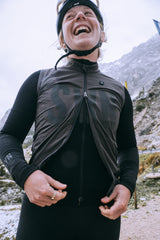 SYN Women's Pro Universal SL Vest Ash- Ultralet, vind- og vandtæt cykelvest