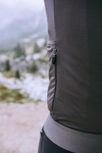 SYN Men's Pro Universal SL Vest Ash- Ultralet, vind- og vandtæt cykelvest